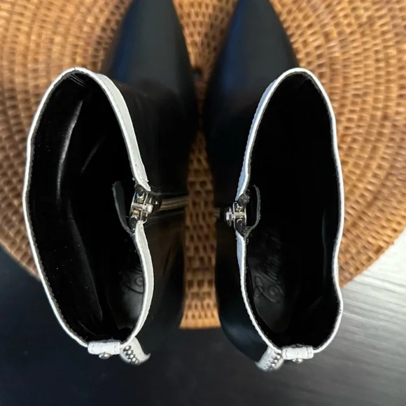 Claire Flowers beautiful ankle booties heels size 7.5 women’s